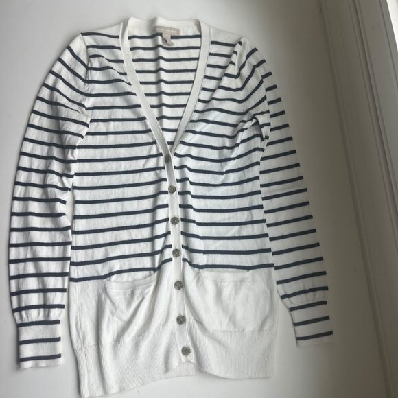 Women’s V-Neck Cardigans (Size Small) - Picture 2 of 8